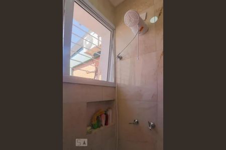Casa para alugar com 247m², 3 quartos e 4 vagas Casa para alugar com 247m², 3 quartos e 4 vagasBanheiro