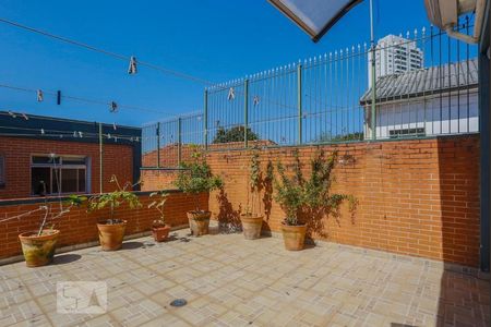 Casa para alugar com 247m², 3 quartos e 4 vagas Casa para alugar com 247m², 3 quartos e 4 vagasÁrea externa