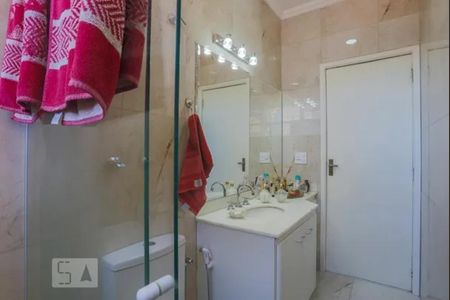 Casa para alugar com 247m², 3 quartos e 4 vagas Casa para alugar com 247m², 3 quartos e 4 vagasBanheiro
