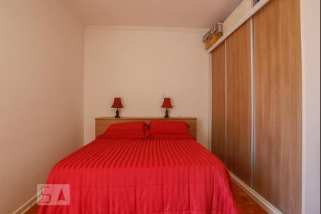 Casa para alugar com 247m², 3 quartos e 4 vagas Casa para alugar com 247m², 3 quartos e 4 vagasQuarto 1