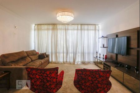 Sala de casa para alugar com 3 quartos, 247m² em Cambuci, São Paulo