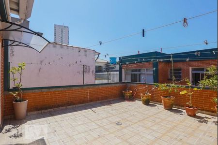 Casa para alugar com 247m², 3 quartos e 4 vagas Casa para alugar com 247m², 3 quartos e 4 vagasÁrea externa