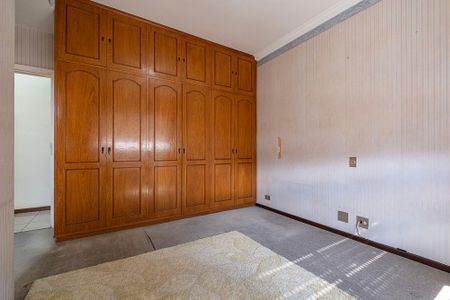 Apartamento à venda com 296m², 4 quartos e 3 vagas Apartamento à venda com 296m², 4 quartos e 3 vagasSuíte 2