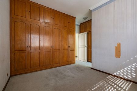 Apartamento à venda com 296m², 4 quartos e 3 vagas Apartamento à venda com 296m², 4 quartos e 3 vagasSuíte 3