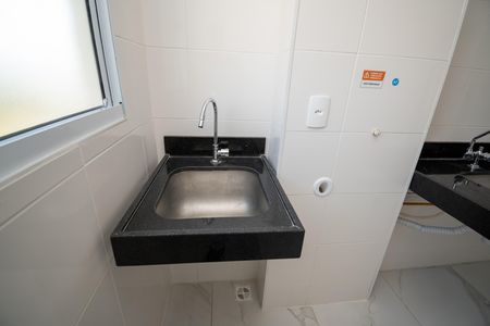 Apartamento para alugar com 49m², 2 quartos e 1 vaga Apartamento para alugar com 49m², 2 quartos e 1 vagaCozinha e Área de Serviço