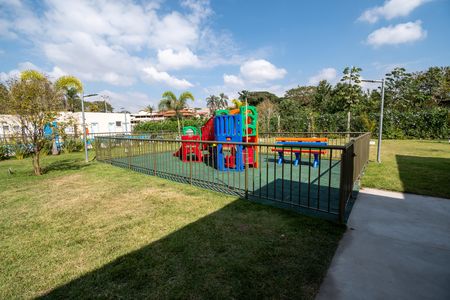 Apartamento para alugar com 49m², 2 quartos e 1 vaga Apartamento para alugar com 49m², 2 quartos e 1 vagaÁrea comum - Playground