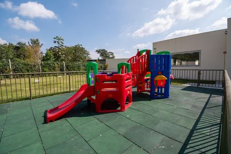 Apartamento para alugar com 49m², 2 quartos e 1 vaga Apartamento para alugar com 49m², 2 quartos e 1 vagaÁrea comum - Playground