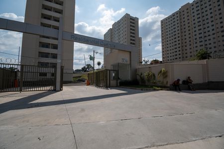Apartamento para alugar com 49m², 2 quartos e 1 vaga Apartamento para alugar com 49m², 2 quartos e 1 vagaFachada e portaria