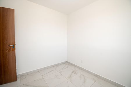 Quarto 2 de apartamento para alugar com 2 quartos, 49m² em Tijucas, Contagem