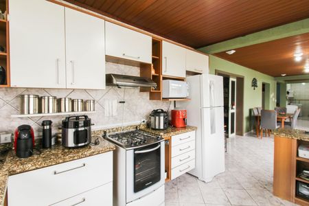 Casa de condomínio para alugar com 280m², 3 quartos e 5 vagasCozinha