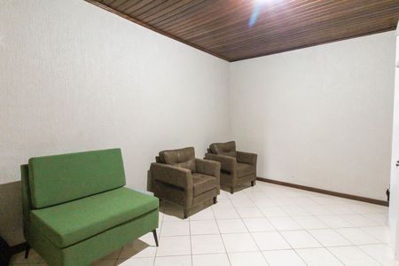Casa de condomínio para alugar com 280m², 3 quartos e 5 vagasSala