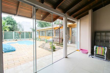 Casa de condomínio para alugar com 280m², 3 quartos e 5 vagasÁrea externa