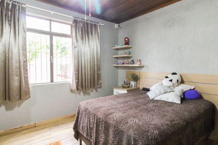 Casa de condomínio para alugar com 280m², 3 quartos e 5 vagasQuarto 1