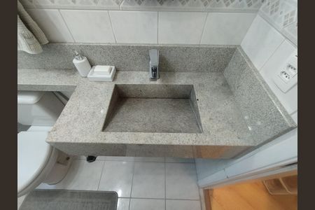 Apartamento à venda com 65m², 2 quartos e 1 vaga Apartamento à venda com 65m², 2 quartos e 1 vagaBanheiro - torneira