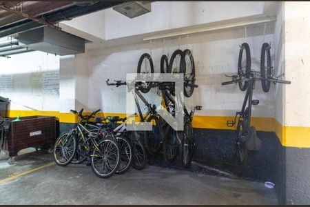 Apartamento à venda com 65m², 2 quartos e 1 vaga Apartamento à venda com 65m², 2 quartos e 1 vagaBicicletário