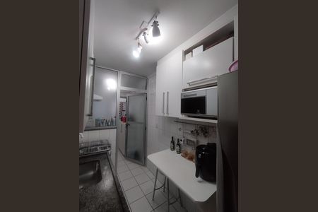 Apartamento à venda com 65m², 2 quartos e 1 vaga Apartamento à venda com 65m², 2 quartos e 1 vagaCozinha - Armários