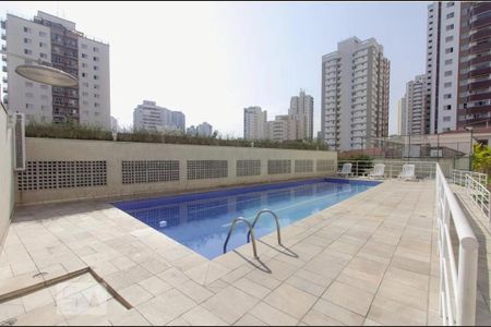 Apartamento à venda com 65m², 2 quartos e 1 vaga Apartamento à venda com 65m², 2 quartos e 1 vagaÁrea comum - Piscina