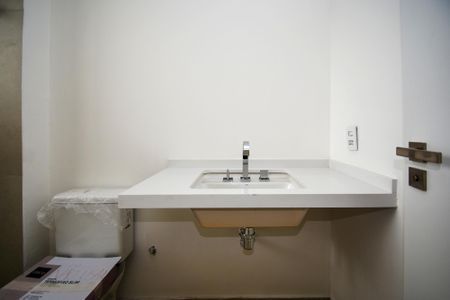 Apartamento para alugar com 121m², 2 quartos e 2 vagas Apartamento para alugar com 121m², 2 quartos e 2 vagasbanheiro quarto 1