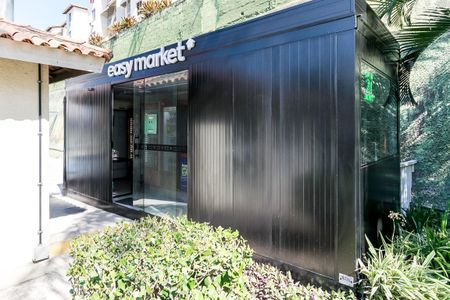 Apartamento para alugar com 55m², 2 quartos e 1 vaga Apartamento para alugar com 55m², 2 quartos e 1 vagaÁrea comum - Mini mercado