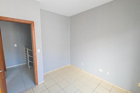 Casa de condomínio à venda com 80m², 2 quartos e 1 vaga Casa de condomínio à venda com 80m², 2 quartos e 1 vagaQuarto 1/ varanda