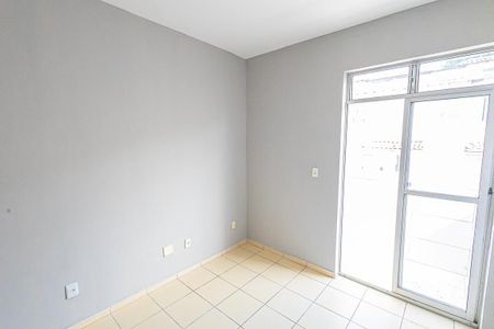 Casa de condomínio à venda com 80m², 2 quartos e 1 vaga Casa de condomínio à venda com 80m², 2 quartos e 1 vagaQuarto 1/ varanda