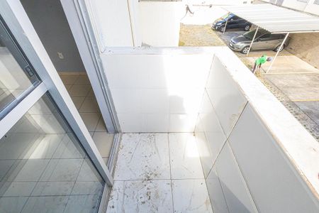 Casa de condomínio à venda com 80m², 2 quartos e 1 vaga Casa de condomínio à venda com 80m², 2 quartos e 1 vagaVaranda
