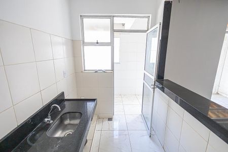 Casa de condomínio à venda com 80m², 2 quartos e 1 vaga Casa de condomínio à venda com 80m², 2 quartos e 1 vagaCozinha