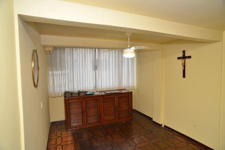 Apartamento à venda com 397m², 4 quartos e 2 vagas Apartamento à venda com 397m², 4 quartos e 2 vagasQuarto 3