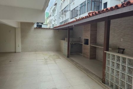 Apartamento à venda com 397m², 4 quartos e 2 vagas Apartamento à venda com 397m², 4 quartos e 2 vagasÁrea Comum - Churrasqueira