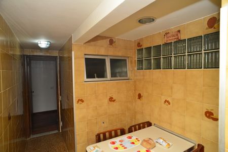 Apartamento à venda com 397m², 4 quartos e 2 vagas Apartamento à venda com 397m², 4 quartos e 2 vagasCozinha