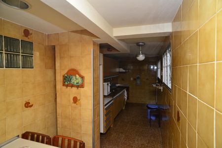 Apartamento à venda com 397m², 4 quartos e 2 vagas Apartamento à venda com 397m², 4 quartos e 2 vagasCozinha