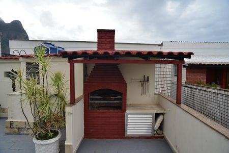 Apartamento à venda com 397m², 4 quartos e 2 vagas Apartamento à venda com 397m², 4 quartos e 2 vagasChurrasqueira Cobertura