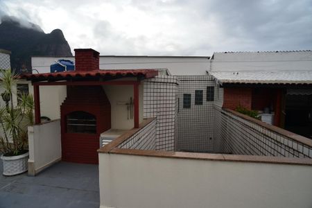 Apartamento à venda com 397m², 4 quartos e 2 vagas Apartamento à venda com 397m², 4 quartos e 2 vagasCobertura
