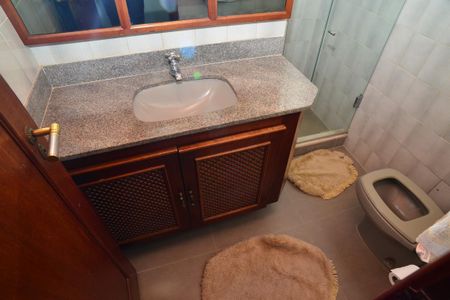 Apartamento à venda com 397m², 4 quartos e 2 vagas Apartamento à venda com 397m², 4 quartos e 2 vagasBanheiro Social