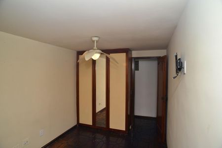 Apartamento à venda com 397m², 4 quartos e 2 vagas Apartamento à venda com 397m², 4 quartos e 2 vagasQuarto 2