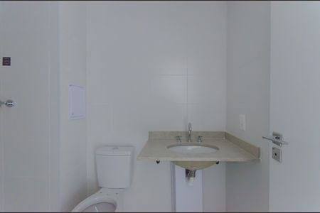 Banheiro de kitnet/studio à venda com 1 quarto, 24m² em Vila Mariana, São Paulo