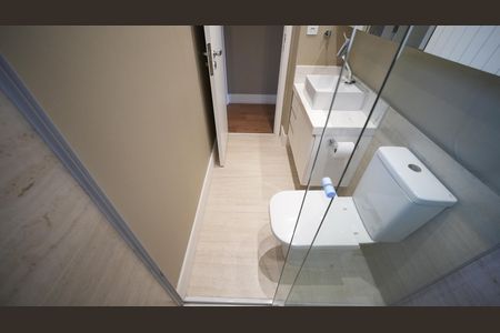 Apartamento à venda com 68m², 2 quartos e 1 vagaBanheiro Social