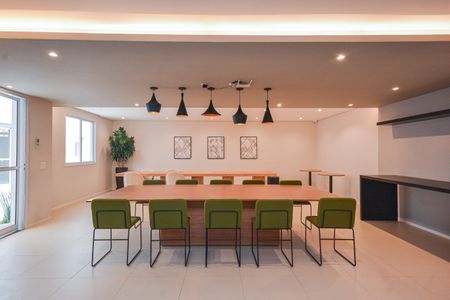 Apartamento à venda com 79m², 2 quartos e 1 vaga Apartamento à venda com 79m², 2 quartos e 1 vagaÁrea comum - Salão de festas