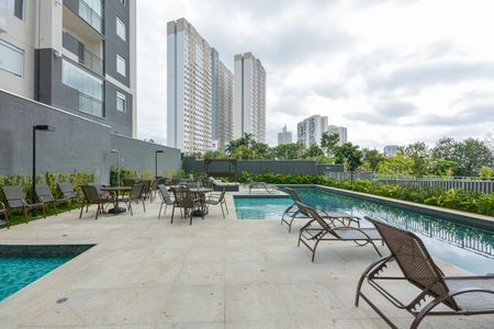 Apartamento à venda com 79m², 2 quartos e 1 vaga Apartamento à venda com 79m², 2 quartos e 1 vagaÁrea comum - Piscina