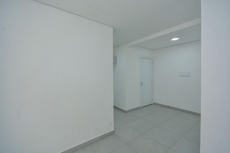 Apartamento à venda com 79m², 2 quartos e 1 vaga Apartamento à venda com 79m², 2 quartos e 1 vagaSala