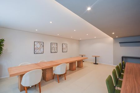 Apartamento à venda com 79m², 2 quartos e 1 vaga Apartamento à venda com 79m², 2 quartos e 1 vagaÁrea comum - Salão de festas