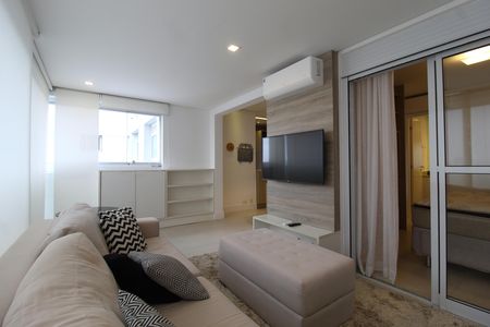 Sala de apartamento para alugar com 1 quarto, 54m² em Vila Nova Conceição, São Paulo