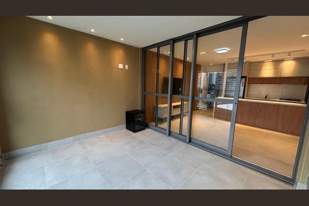 Apartamento à venda com 73m², 2 quartos e 1 vaga Apartamento à venda com 73m², 2 quartos e 1 vagaVaranda da Sala/cozinha