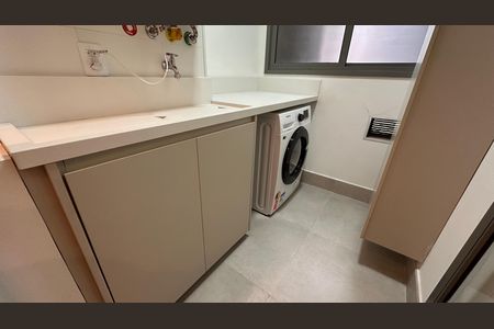 Apartamento à venda com 73m², 2 quartos e 1 vaga Apartamento à venda com 73m², 2 quartos e 1 vagaSala/cozinha