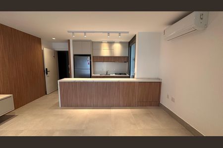 Apartamento à venda com 73m², 2 quartos e 1 vaga Apartamento à venda com 73m², 2 quartos e 1 vagaVaranda da Sala/cozinha