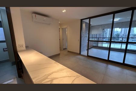 Apartamento à venda com 73m², 2 quartos e 1 vaga Apartamento à venda com 73m², 2 quartos e 1 vagaSala/cozinha