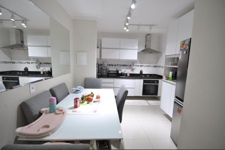Casa de condomínio à venda com 48m², 2 quartos e 1 vagaCozinha