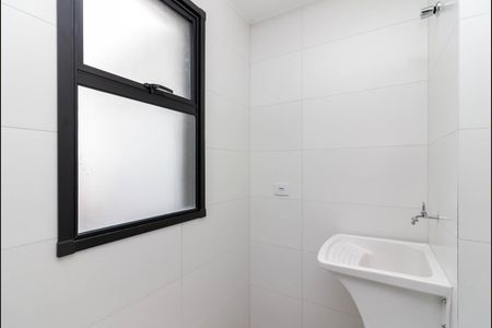 Apartamento para alugar com 43m², 2 quartos e sem vaga Apartamento para alugar com 43m², 2 quartos e sem vagaÁrea de Serviço