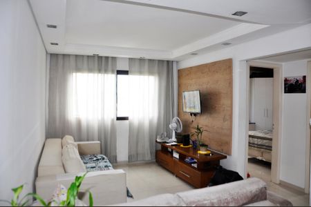 Apartamento à venda com 60m², 2 quartos e 1 vaga Apartamento à venda com 60m², 2 quartos e 1 vagaDetalhe - Sala e Sala de Jantar