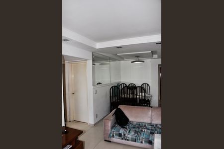Apartamento à venda com 60m², 2 quartos e 1 vaga Apartamento à venda com 60m², 2 quartos e 1 vagaDetalhe - Sala e Sala de Jantar